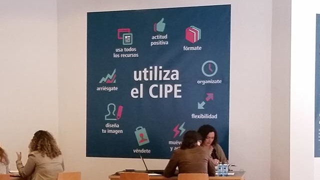 Charla con personal de orientación 