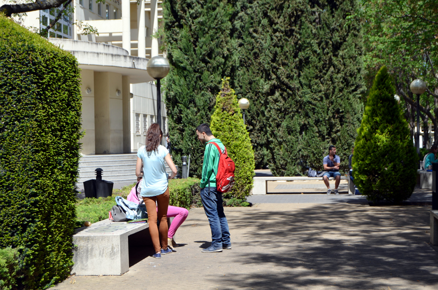 Ciudad Real-Estudiantesen el campus