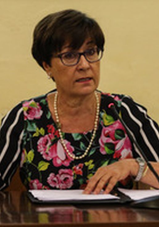  Mercedes MOYA ESCUDERO