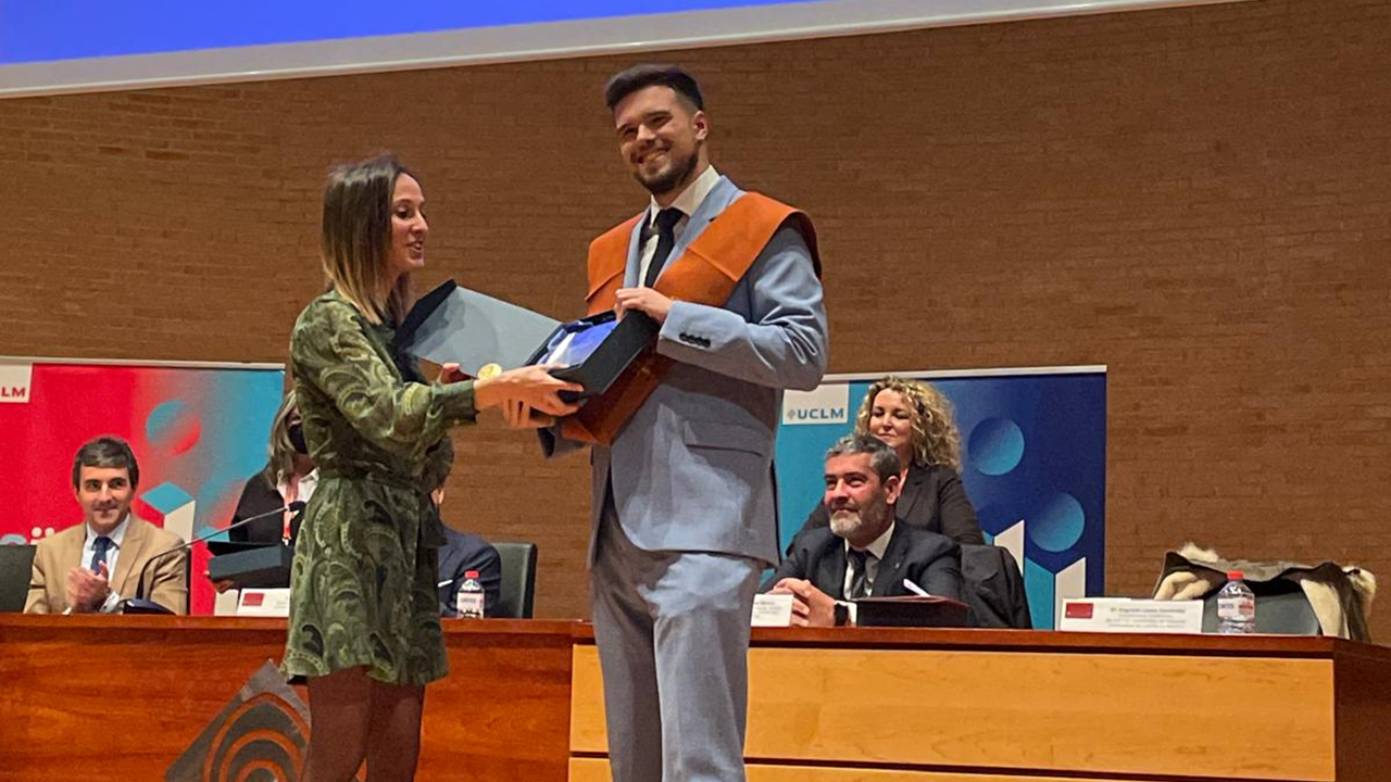 Premio Extraordinario Grado Eloy