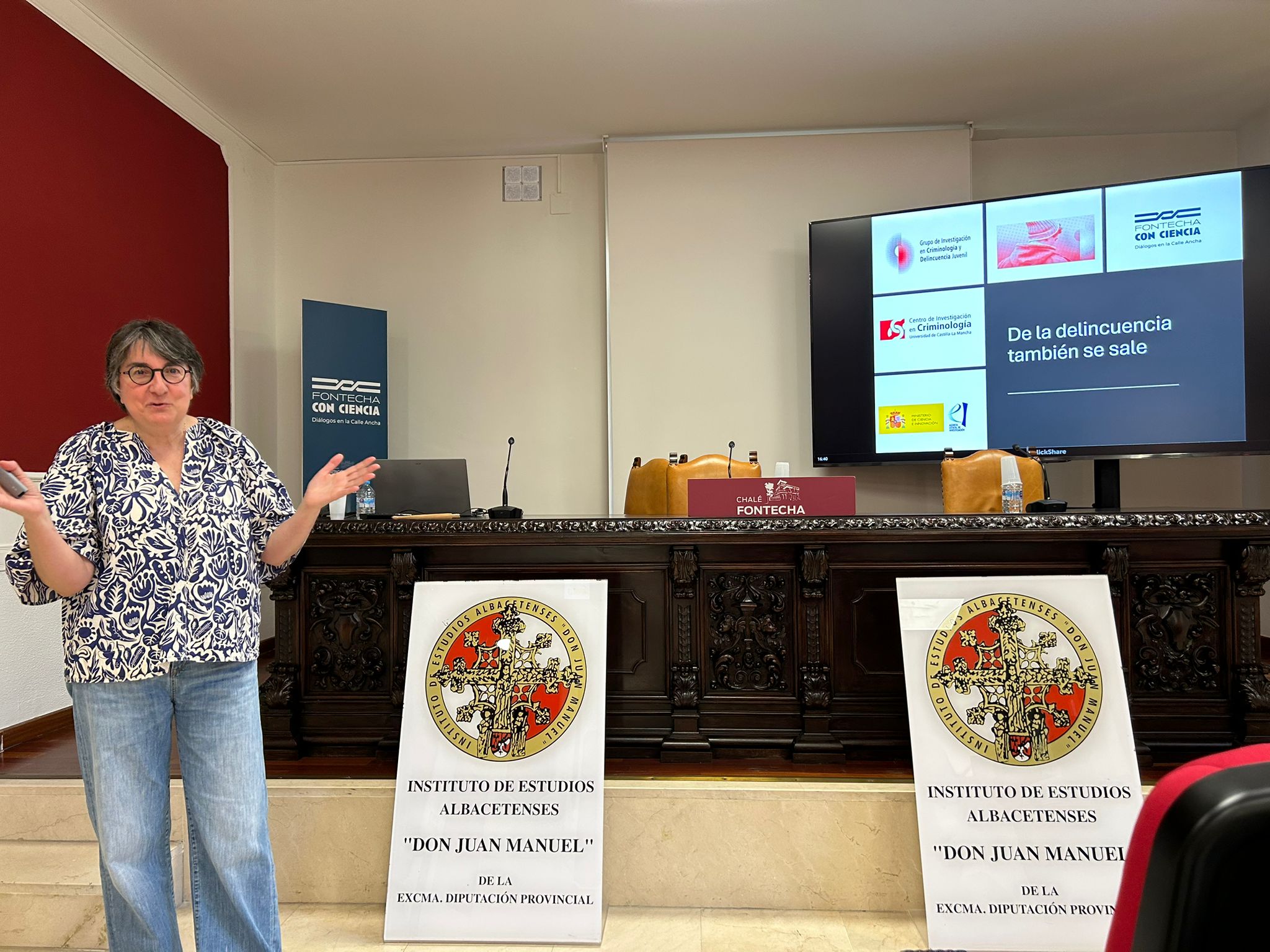 Raquel Bartolomé Gutiérrez presenta “De la delincuencia también se sale: jóvenes que abandonan el delito”