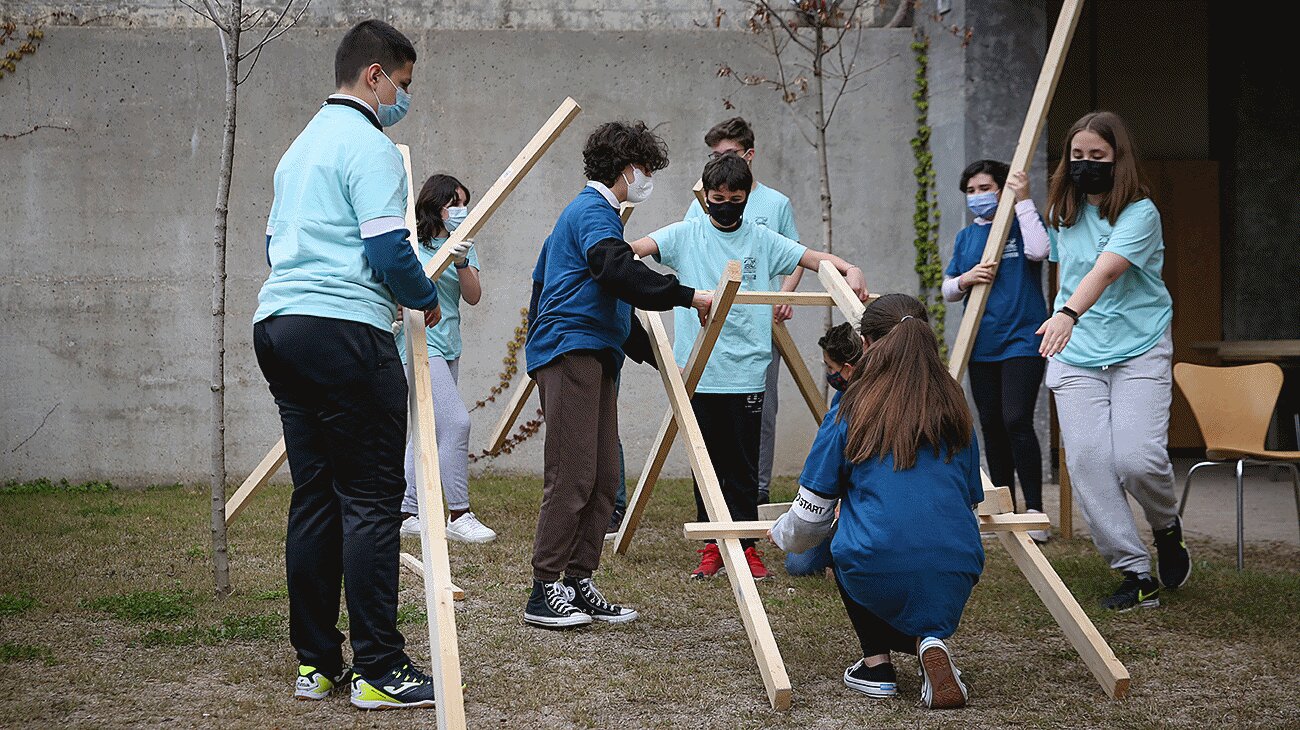 participantes puente de Da Vinci