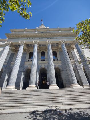 Estudiantes de ADE y del MUMADE visitan la Bolsa de Madrid