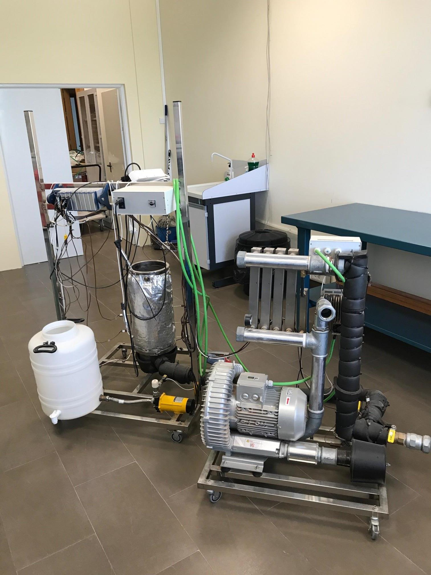 Prototipo de un sistema de almacenamiento de energía térmica en lecho fluidizado