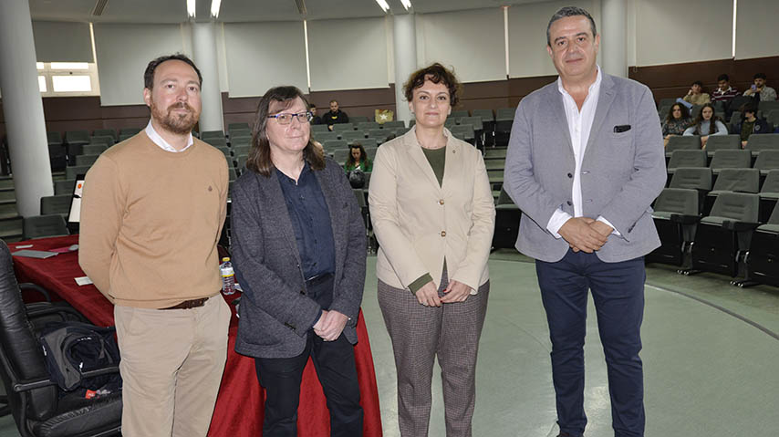 Seminario 'Los retos de la recuperación económica en un contexto global'.