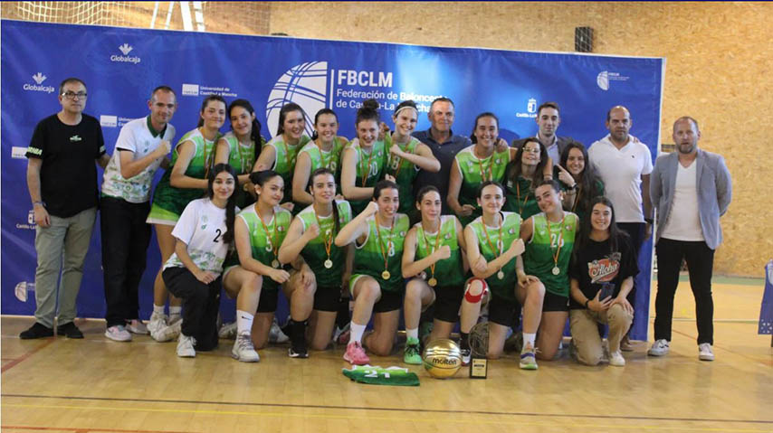 Equipo femenino del CEI Toledo, ganador de la Liga UCLM U18 en la categoría femenina