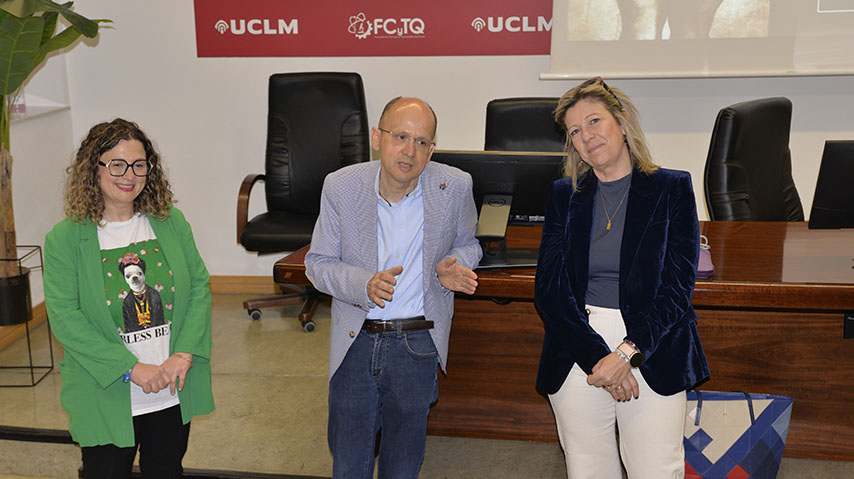 IV Jornada de Orientación Laboral de la Facultad de Ciencias y Tecnologías Químicas.