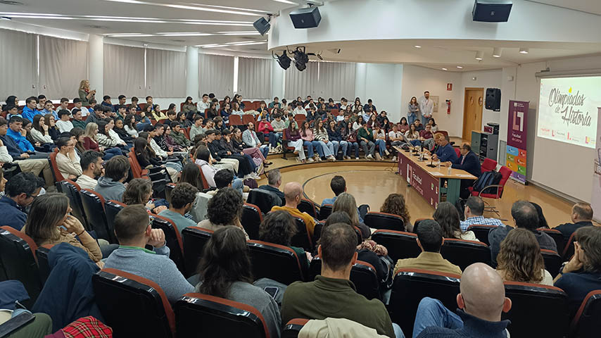 Alumnos del IES Estados del Duque de Malagón se imponen en la II Olimpiada de Historia de Castilla-La Mancha