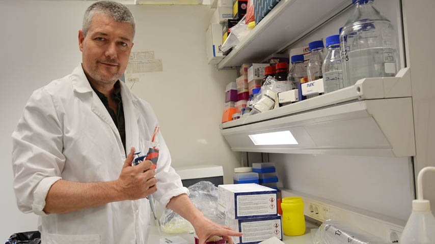 El investigador de la UCLM Christian Gortázar, miembro del comité científico para el asesoramiento del brote de peste porcina africana