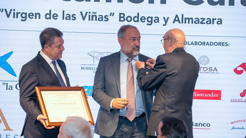 XXII Certamen Cultural Virgen de las Viñas, con entrega de la máxima distinción al rector de la UCLM