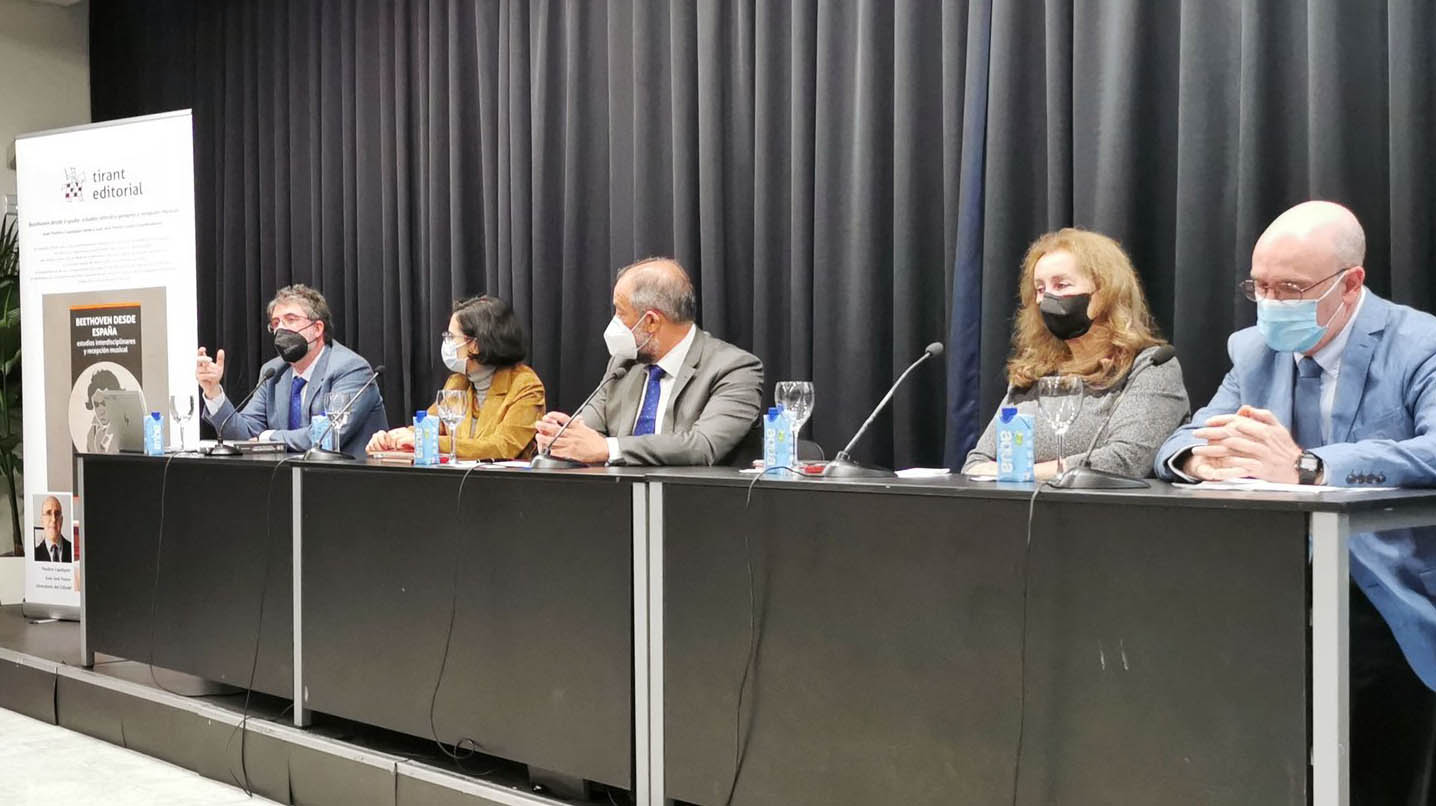 Los investigadores de la UCLM Paulino Capdepón y Juan José Pastor presentan en Madrid dos libros en torno a la obra y figura de Beethoven