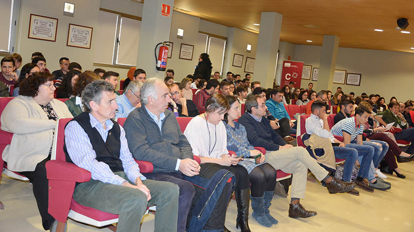 Conferencia del consejero de Agricultura en la Escuela de Agrónomos de Ciudad Real.