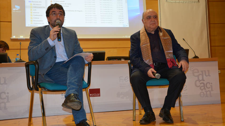 Lorento Palomo visita la UCLM.