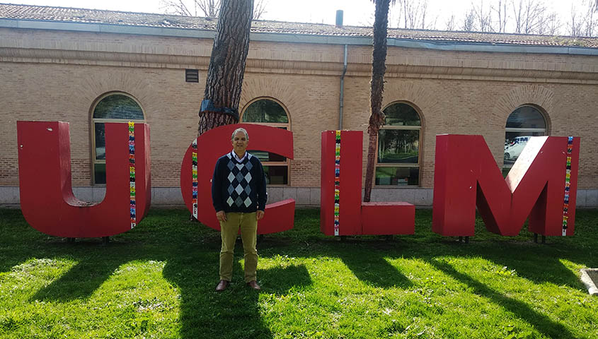 profesor Abderrazzak Douhal en el Campus de Toledo UCLM