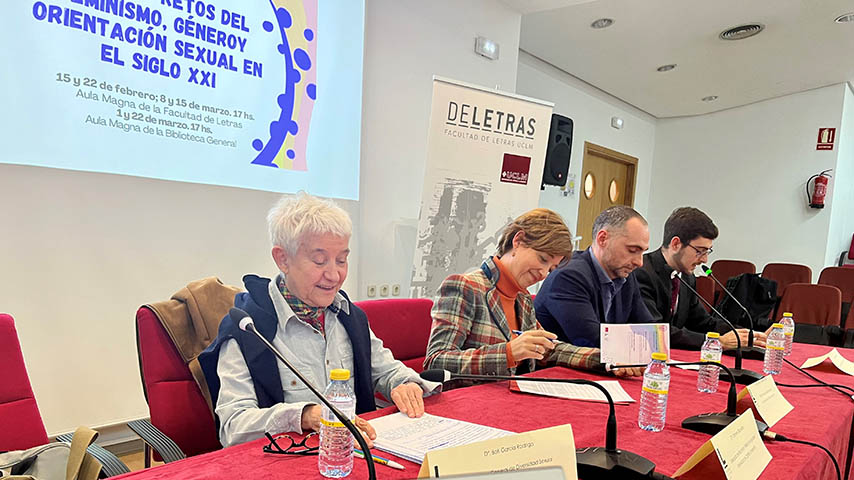 Mesa inagural de las jornadas Claves y retos del feminismo, género y orientación sexual en el siglo XXI