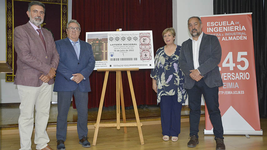 Acto de presentación del décimo que Lotería Nacional dedica al 245 aniversario de la EIMIA.