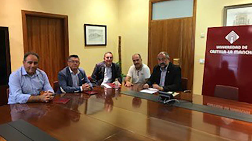 Apoyo institucional de la UCLM al proyecto de nueva planta de producción de hidrógeno renovable de Fertiberia en Puertollano.