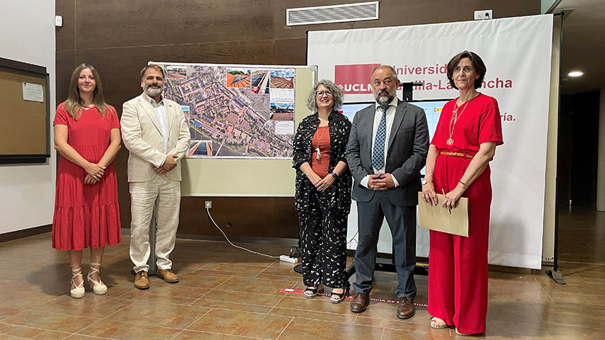 Inauguración de la instalación solar fotovoltaica en la Fábrica de Armas. 