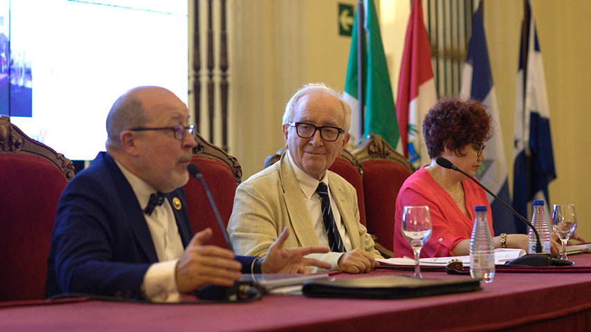 Sesión inaugural del Título de Especialista en Justicia Constitucional.