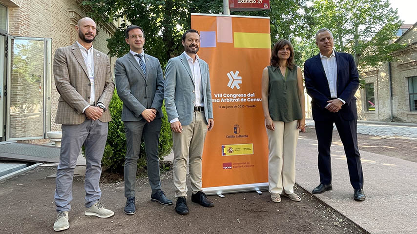 Asistentes a la inauguración del VIII Congreso del Sistema Arbitral de Consumo