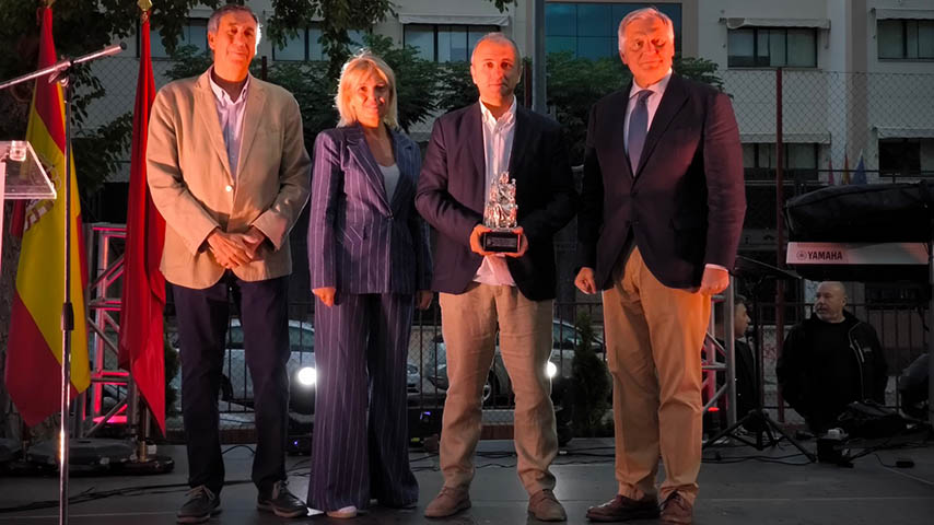 Premio Mención Especial de la Concejalía de Educación de Ciudad Real al profesor de la UCLM José Jesús Castro.