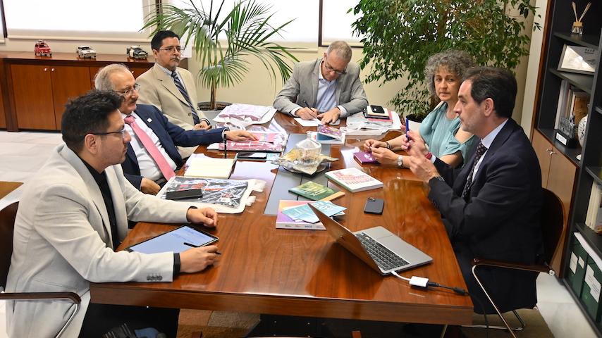 Visita de la Universidad Católica de Santiago de Guayaquil a la UCLM
