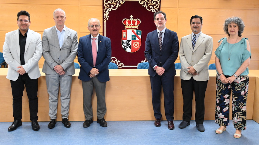 Visita de la Universidad Católica de Santiago de Guayaquil a la UCLM