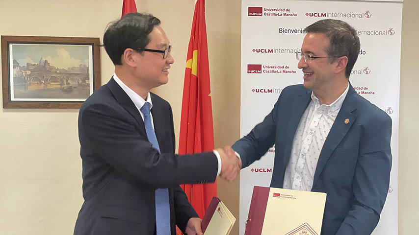 Visita de la delegación del Colegio Universitario de Tecnología de Huzhou al Campus de Toledo