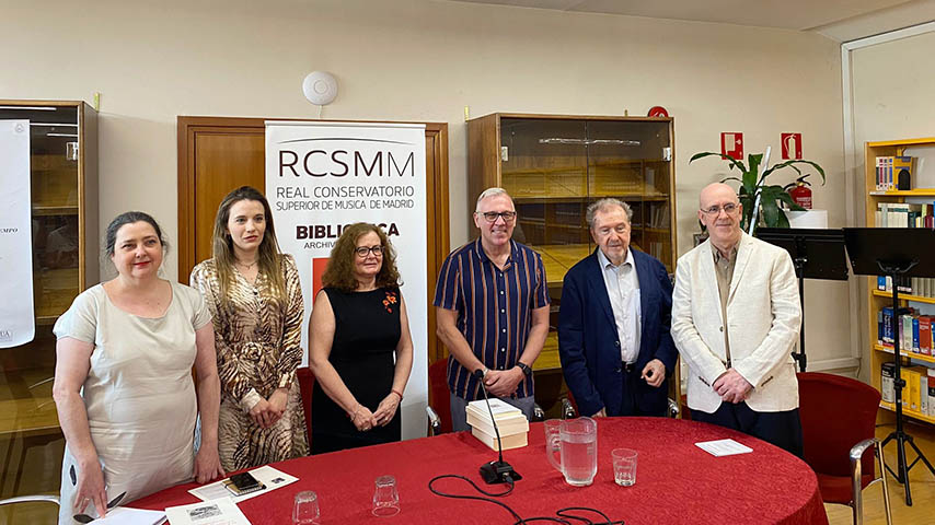 El profesor de la UCLM Paulino Capdepón recibe el XVI Premio Juan Andrés de Ensayo e Investigación en Ciencias Humanas