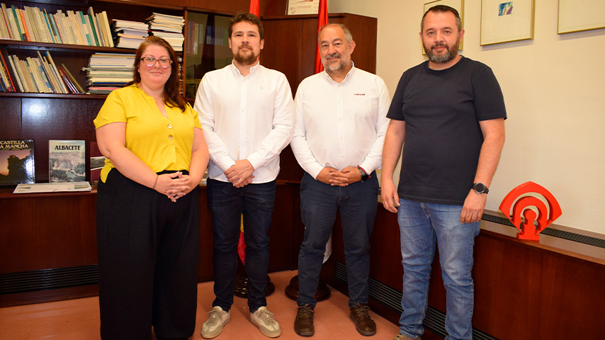 Firma convenio Aula UCLM:ELA_CLM