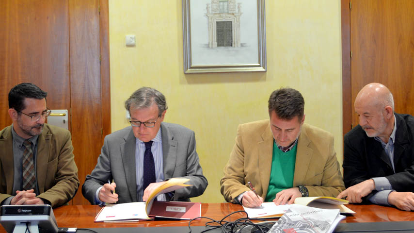 Miguel Ángel Collado y Pedro Rodrigo Romero firman el acuerdo