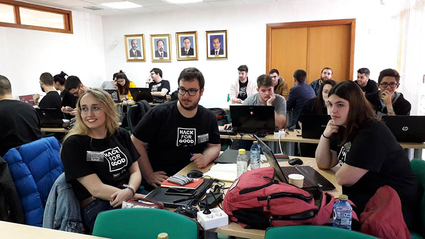 La Escuela Superior de Informática de la UCLM acoge este maratón de desarrollo de aplicaciones tecnológicas.