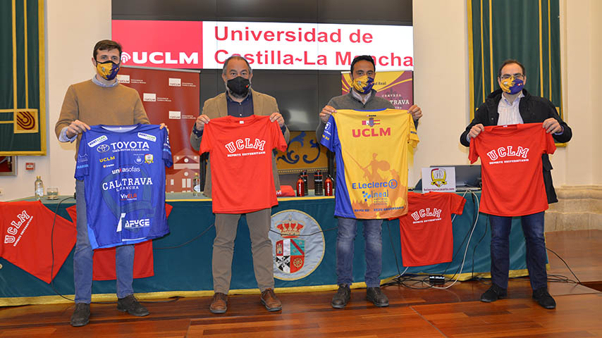 Rueda de prensa del rector UCLM con representantes del BM Caserío Ciudad Real.