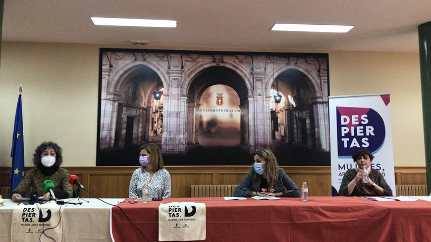 María Jesús Pardo, directora académica de la UCLM, durante la presentación de los actos conmemorativos del Día Internacional de la Mujer