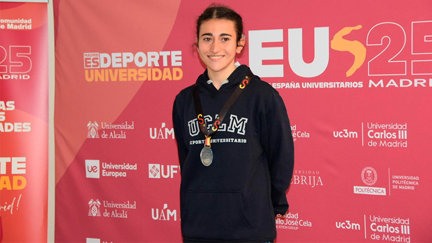 La estudiante Silvia Rey, plata en el Campeonato de España Universitario de Campo a Través 2025.