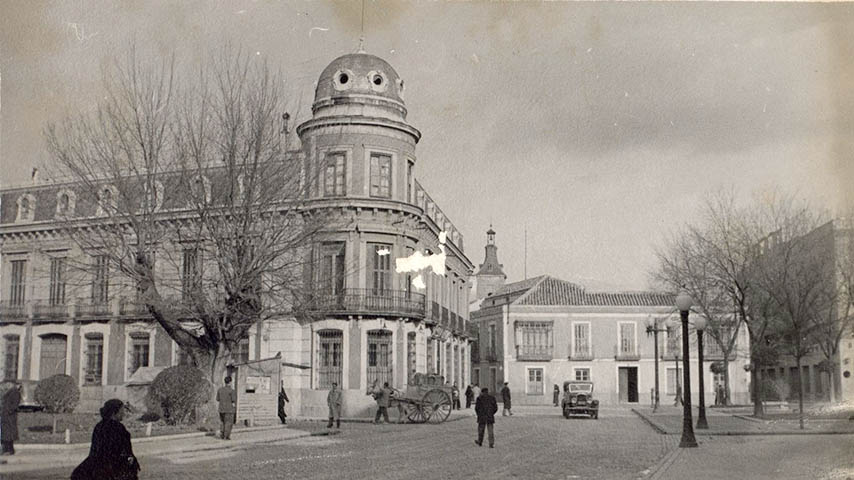 Plaza del Pilar de Ciudad Real en los años 50 del siglo XX