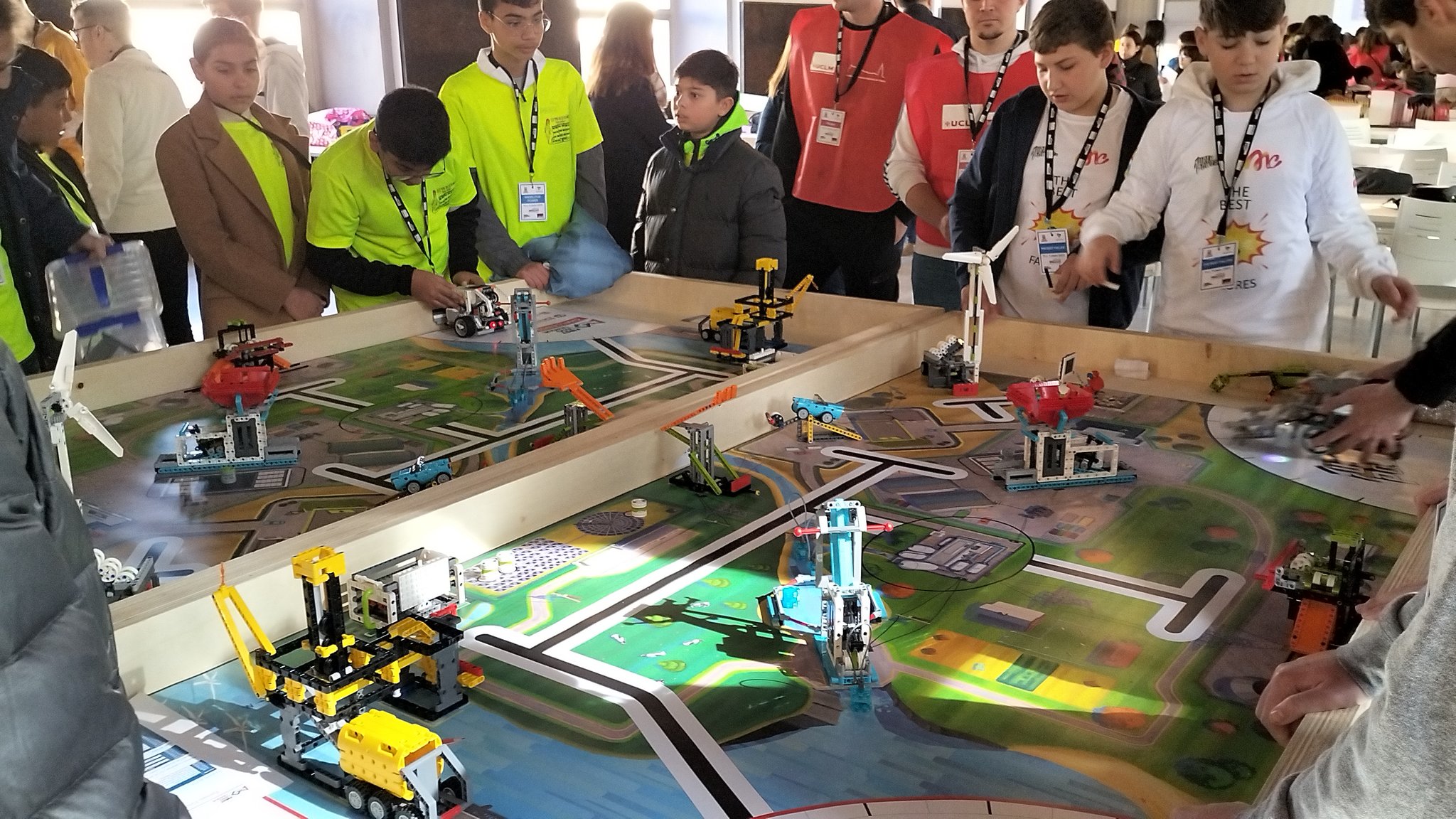 Una de las fases del torneo First Lego League