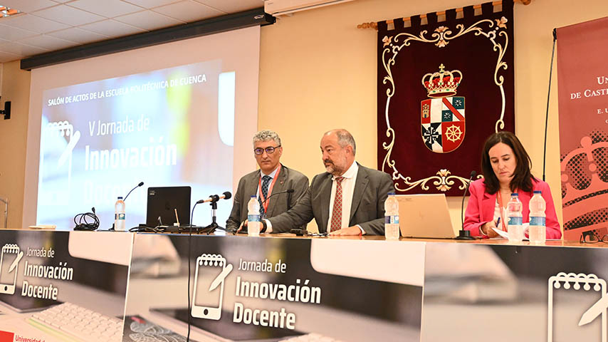 Imagen de la inauguración de la jornada de Innovación Docente que se celebra en la Escuela Politécnica de Cuenca