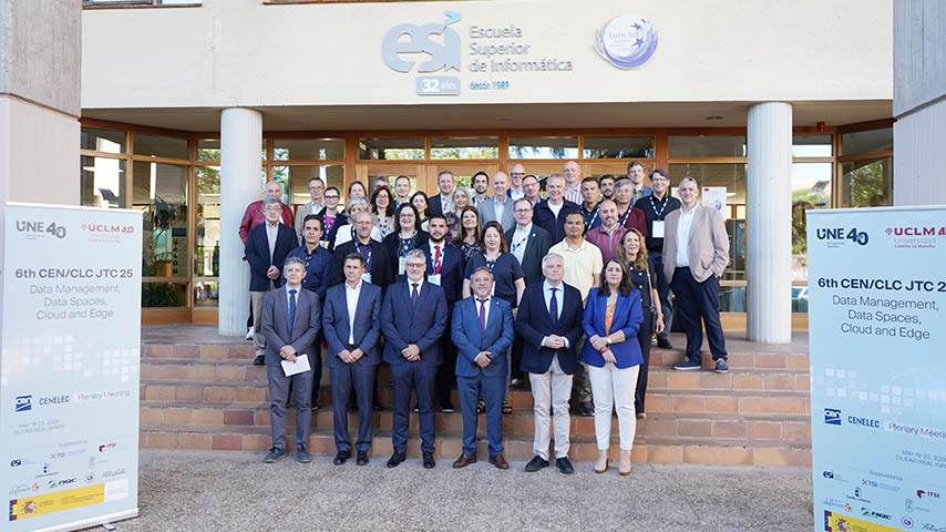 Sexta reunión plenaria del comité europeo CEN/CLC JTC 25 en la Escuela Superior de Informática de Ciudad Real.
