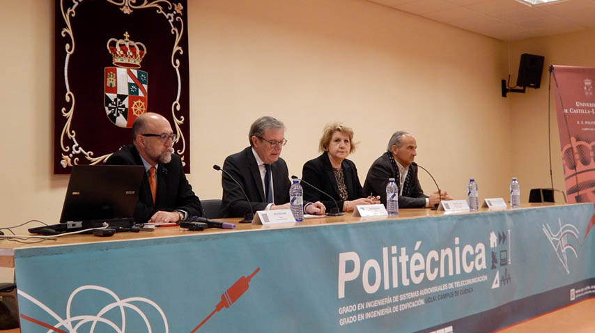 Inauguración en la Escuela Politécnica