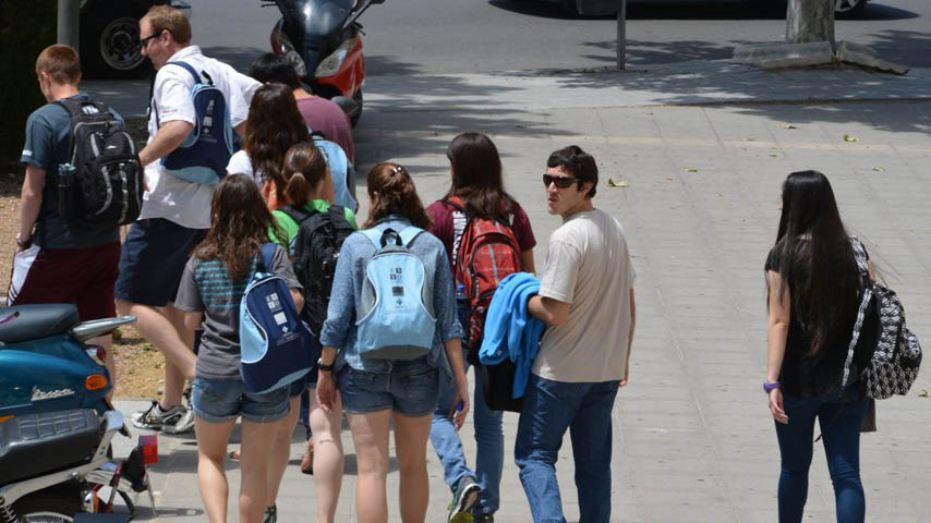 Un grupo de estudiantes de la UCLM