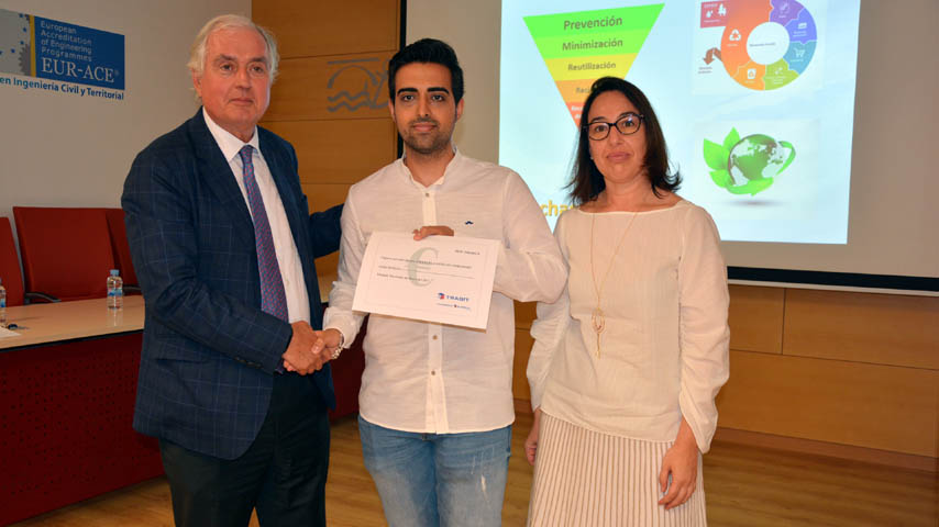 Entrega del Premio Trabit.