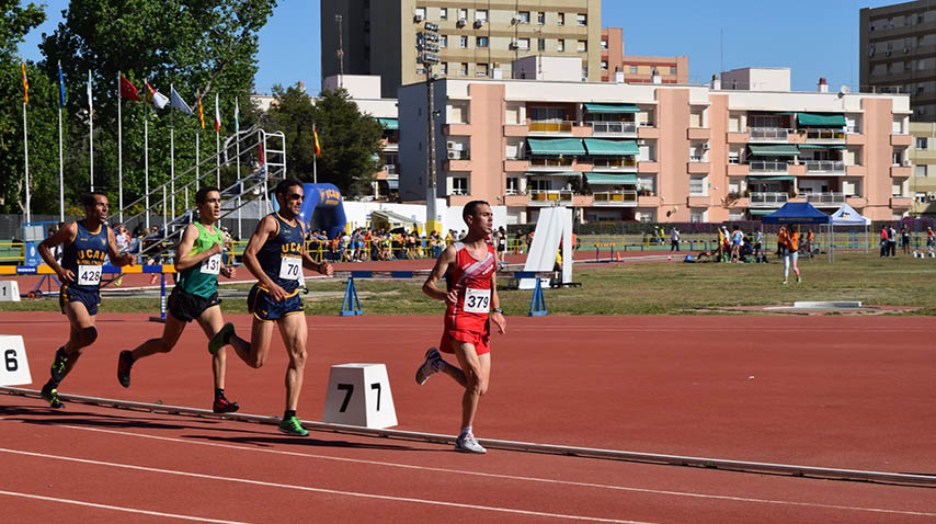 Ángel Ronco, durante la carrera