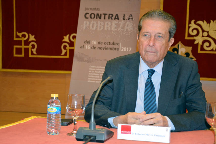 Federico Mayor Zaragoza.