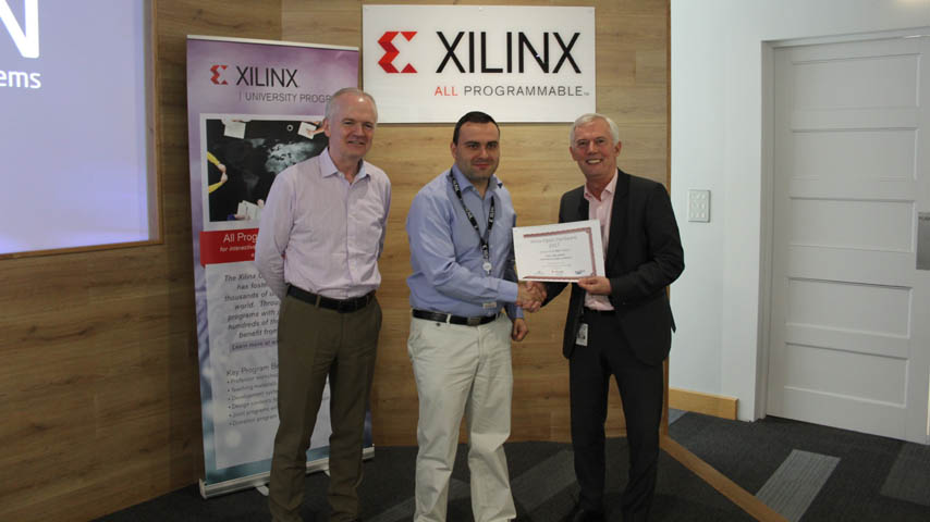 Premio de Xilinx a Julián Caba.