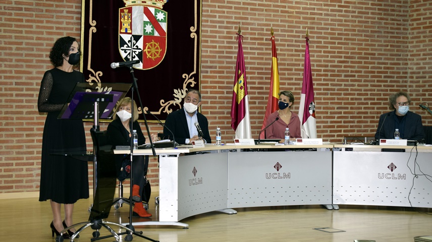 Premio aula Lola Martinez
