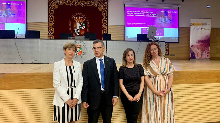 Carmen Díaz Mora, Carlos Ángel Devia, Eva Mª García Rodriguez y Zaida Vila Carneiro.