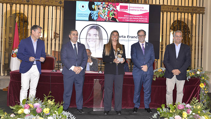 Acto de reconocimiento a entidades en el ámbito de los Derechos Humanos y el deporte paralímpico.