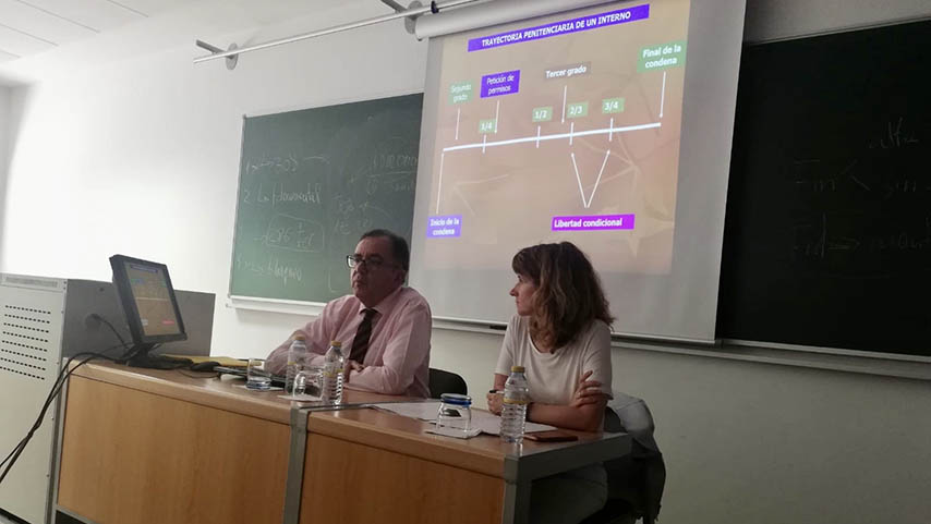 El secretario general de Instituciones Penitenciarias, Ángel Luis Ortiz González, junto a Cristina Rodríguez Yagüe.