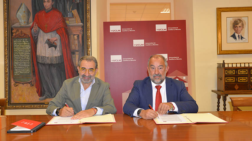 Convenio de colaboración entre la UCLM y la Consejería de Sanidad.